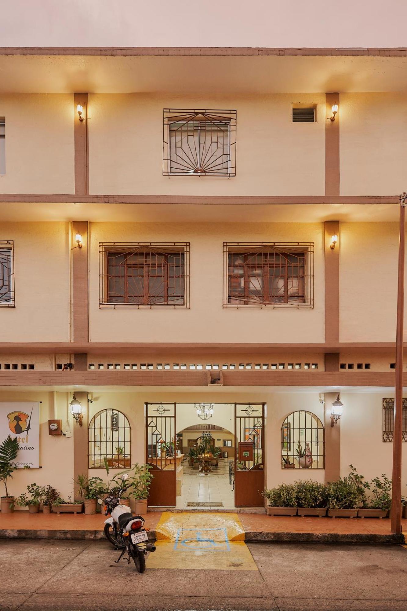 Hotel Cervantino Tapachula Eksteriør bilde