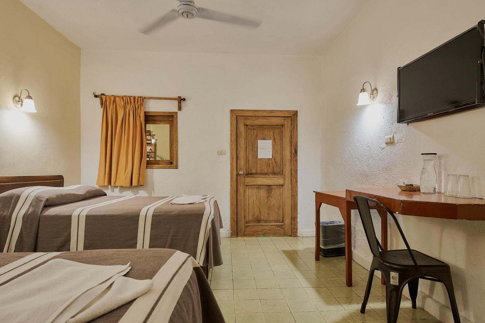 Hotel Cervantino Tapachula Eksteriør bilde